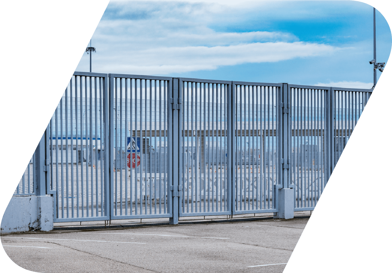 Security fencing and railings at commercial premises by EA-RS Group